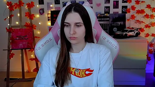 Snapshot of AliceCharmy chatting on November 20, 2025, 6:46 am AliceCharmy online show from November 20, 2025, 6:46 am