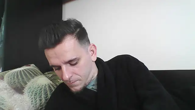 Snapshot of Huge_cock22cm chatting on January 28, 2025, 8:47 am Huge cock22cm online show from January 28, 2025, 8:47 am