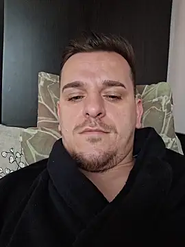 Huge cock22cm online show from February 7, 2026, 8:18 am