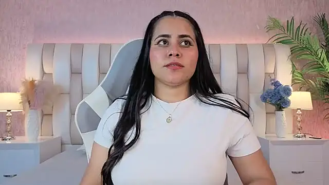 Brenda Garcia online show from September 20, 2025, 3:18 am