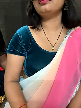 Snapshot of Magical-Couple-telugu chatting on October 30, 2025, 2:35 am Magical-Couple-telugu online show from October 30, 2025, 2:35 am