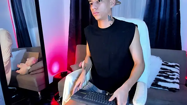 Josep Davies online show from January 23, 2025, 10:01 am