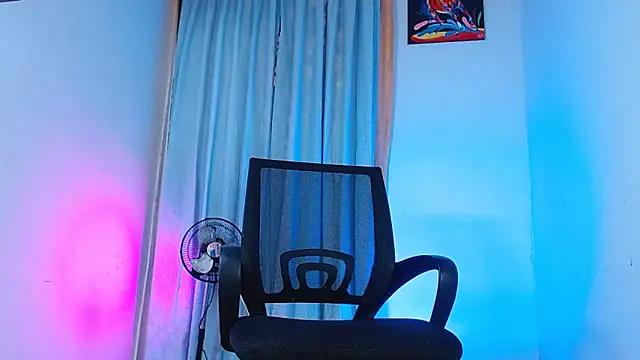 DanteSantoro online show from February 6, 2026, 4:43 pm