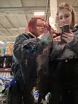 Snapshot of littlebitchess chatting on November 24, 2025, 7:46 pm littlebitchess online show from November 24, 2025, 7:46 pm