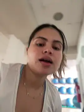 melanny10 online show from December 7, 2024, 12:35 pm