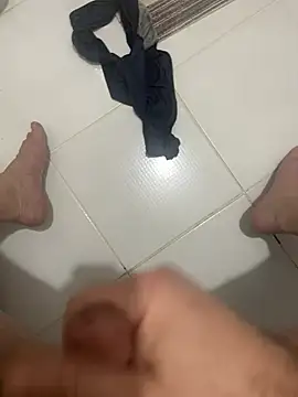 Snapshot of Mature_fucker31 chatting on January 4, 2025, 10:13 pm Mature fucker31 online show from January 4, 2025, 10:13 pm