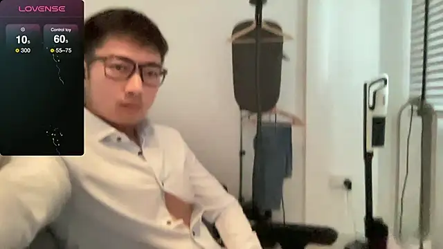 Snapshot of christopherlonger chatting on January 4, 2025, 2:56 am christopherlonger online show from January 4, 2025, 2:56 am