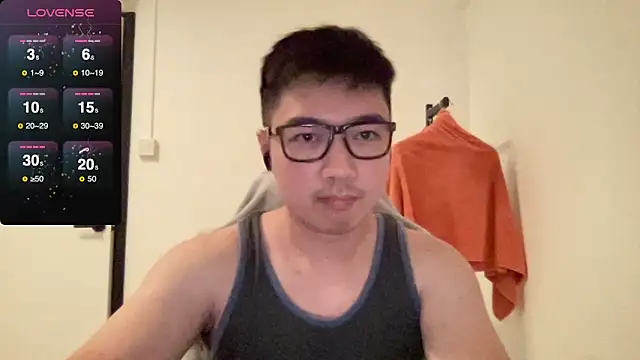 Snapshot of christopherlonger chatting on March 11, 2025, 2:18 pm christopherlonger online show from March 11, 2025, 2:18 pm