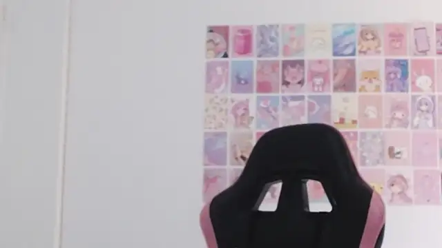 Emily Guerra1 online show from October 28, 2025, 5:04 pm