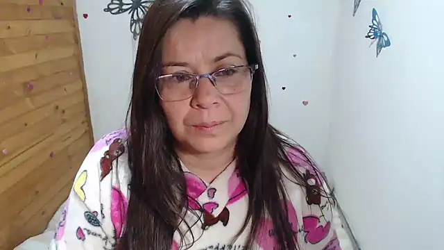 lilisa777 online show from July 10, 2026, 9:34 am