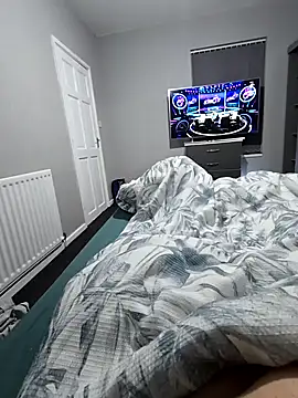 roxy bigtits1 online show from December 24, 2024, 11:11 pm