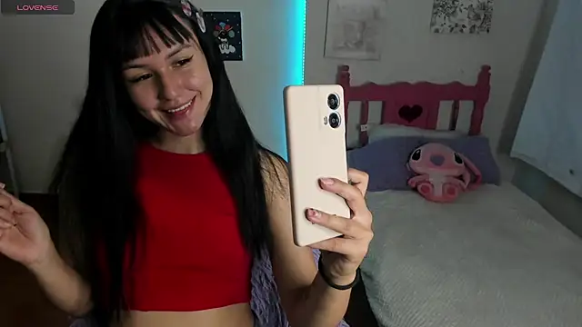 Snapshot of cute_roxy chatting on February 28, 2025, 1:05 am cute roxy online show from February 28, 2025, 1:05 am