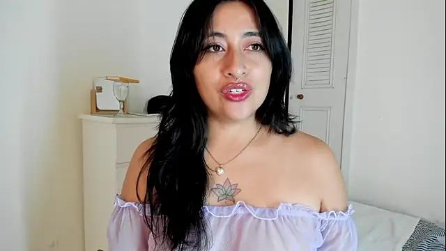 LisaHadwin online show from April 6, 2026, 11:33 am