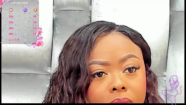 Snapshot of CamilaBenitez chatting on October 23, 2025, 2:00 am CamilaBenitez online show from October 23, 2025, 2:00 am