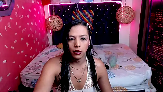 EmilyTsSweet online show from January 22, 2025, 7:45 pm