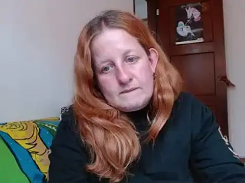 Snapshot of ViioletaMora chatting on December 1, 2025, 6:35 pm ViioletaMora online show from December 1, 2025, 6:35 pm