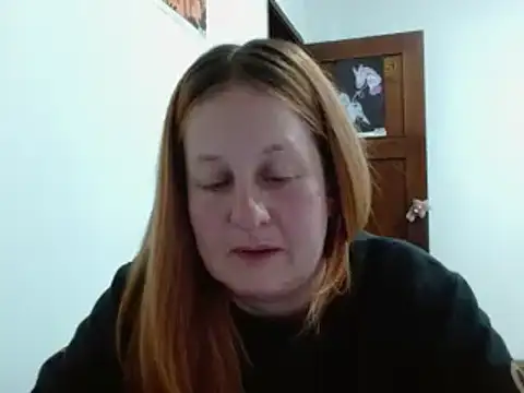 Snapshot of ViioletaMora chatting on December 22, 2025, 2:08 am ViioletaMora online show from December 22, 2025, 2:08 am