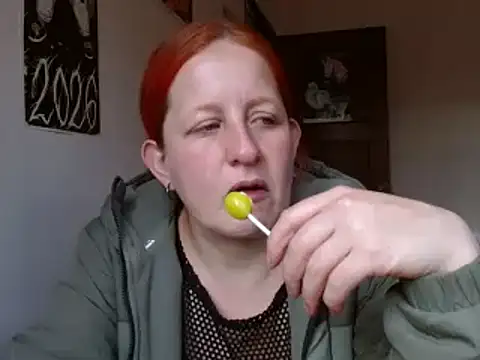 Snapshot of ViioletaMora chatting on January 18, 2026, 8:23 pm ViioletaMora online show from January 18, 2026, 8:23 pm