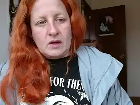 Snapshot of ViioletaMora chatting on February 1, 2026, 8:18 pm ViioletaMora online show from February 1, 2026, 8:18 pm