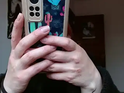 Snapshot of ViioletaMora chatting on February 7, 2026, 9:29 pm ViioletaMora online show from February 7, 2026, 9:29 pm