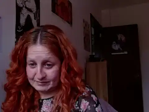 Snapshot of ViioletaMora chatting on February 18, 2026, 8:38 pm ViioletaMora online show from February 18, 2026, 8:38 pm