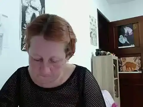 Snapshot of ViioletaMora chatting on February 19, 2026, 11:45 pm ViioletaMora online show from February 19, 2026, 11:45 pm