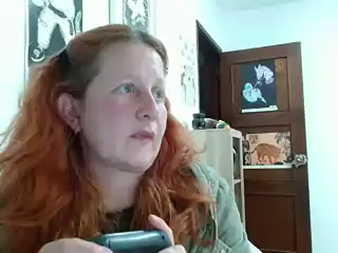 Snapshot of ViioletaMora chatting on February 24, 2026, 6:00 am ViioletaMora online show from February 24, 2026, 6:00 am