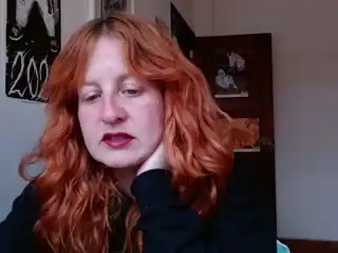 Snapshot of ViioletaMora chatting on February 26, 2026, 7:35 pm ViioletaMora online show from February 26, 2026, 7:35 pm