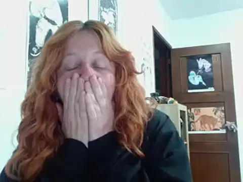 Snapshot of ViioletaMora chatting on February 27, 2026, 7:41 am ViioletaMora online show from February 27, 2026, 7:41 am