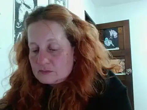 Snapshot of ViioletaMora chatting on March 4, 2026, 3:23 am ViioletaMora online show from March 4, 2026, 3:23 am