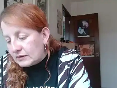 Snapshot of ViioletaMora chatting on March 15, 2026, 7:31 pm ViioletaMora online show from March 15, 2026, 7:31 pm