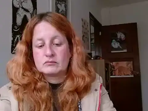 Snapshot of ViioletaMora chatting on March 25, 2026, 8:26 pm ViioletaMora online show from March 25, 2026, 8:26 pm