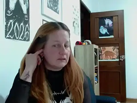 Snapshot of ViioletaMora chatting on April 11, 2026, 6:29 am ViioletaMora online show from April 11, 2026, 6:29 am