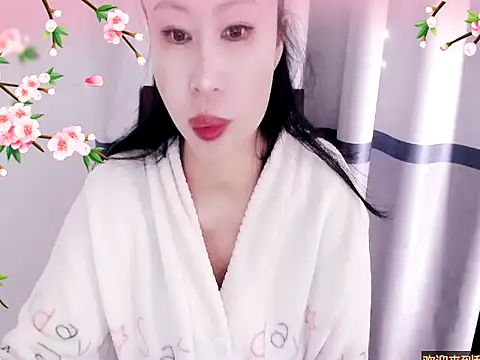 xiaoxuer online show from December 30, 2024, 4:42 am