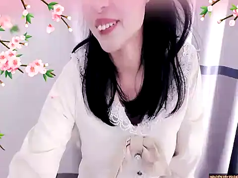 xiaoxuer online show from January 7, 2025, 4:18 am