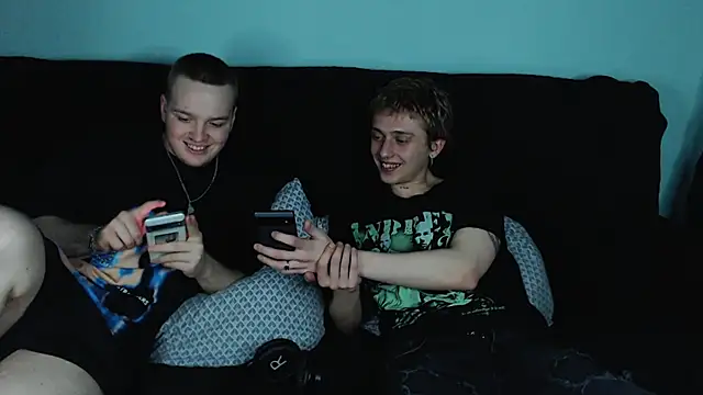 Snapshot of axxxturel chatting on January 6, 2025, 3:42 am axxxturel online show from January 6, 2025, 3:42 am