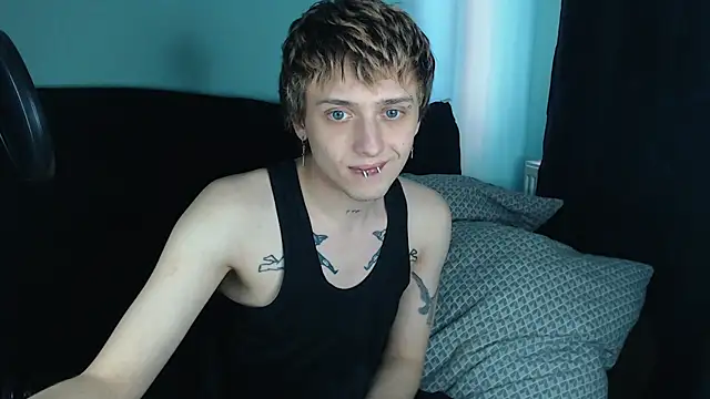 Snapshot of axxxturel chatting on February 27, 2025, 9:43 am axxxturel online show from February 27, 2025, 9:43 am