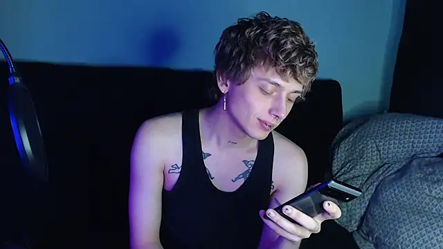 Snapshot of axxxturel chatting on March 12, 2025, 9:56 pm axxxturel online show from March 12, 2025, 9:56 pm