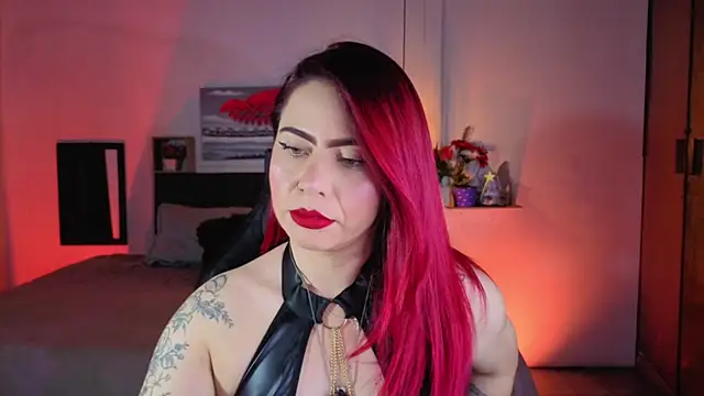 Snapshot of Dulce_charlottee chatting on May 3, 2026, 7:31 pm Dulce charlottee online show from May 3, 2026, 7:31 pm