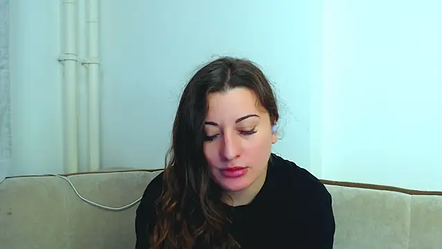 Helen Adams  online show from January 9, 2025, 7:52 am