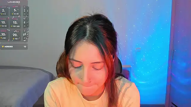 Snapshot of annie_mora chatting on September 24, 2025, 2:48 am annie mora online show from September 24, 2025, 2:48 am