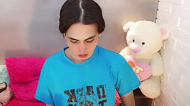 Snapshot of Daniela_Pink_ chatting on September 20, 2025, 7:37 pm Daniela Pink online show from September 20, 2025, 7:37 pm