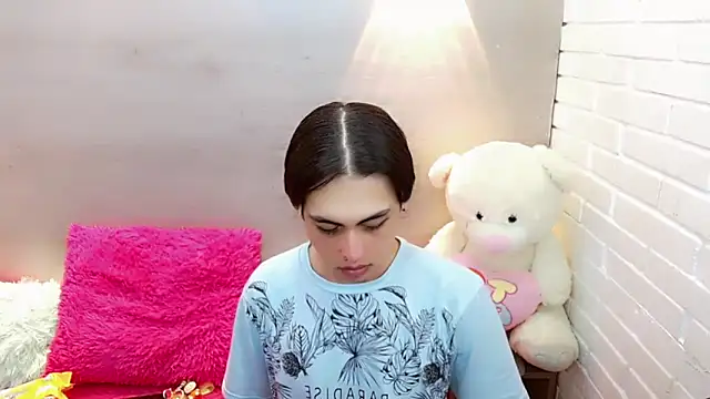 Snapshot of Daniela_Pink_ chatting on October 4, 2025, 8:07 pm Daniela Pink online show from October 4, 2025, 8:07 pm