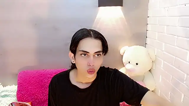 Snapshot of Daniela_Pink_ chatting on October 7, 2025, 7:55 pm Daniela Pink online show from October 7, 2025, 7:55 pm