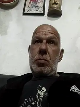 FabiQuilmes online show from September 13, 2025, 11:37 pm