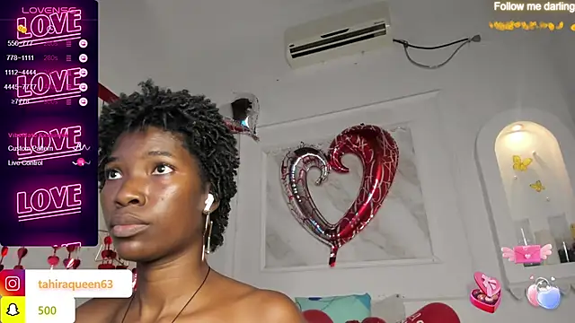 Snapshot of Tahira_21_ chatting on February 18, 2025, 10:14 pm Tahira 21 online show from February 18, 2025, 10:14 pm