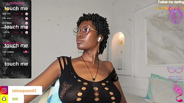 Snapshot of Tahira_21_ chatting on March 4, 2025, 11:29 am Tahira 21 online show from March 4, 2025, 11:29 am