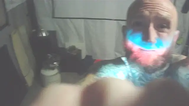 Smurfschmidt online show from December 18, 2025, 8:26 pm