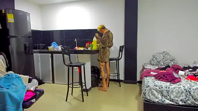 Snapshot of barbara_anal_squirt_ chatting on March 13, 2025, 8:59 am barbara anal squirt online show from March 13, 2025, 8:59 am