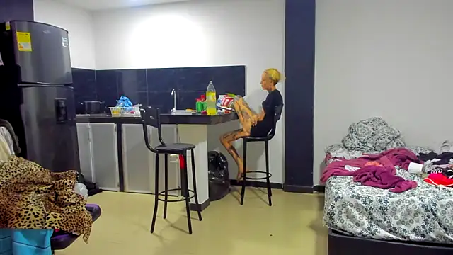 Snapshot of barbara_anal_squirt_ chatting on March 13, 2025, 12:02 pm barbara anal squirt online show from March 13, 2025, 12:02 pm